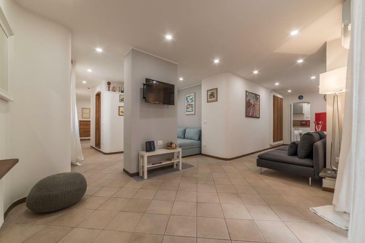 Montecitorio Lovely Apartment Рим Экстерьер фото