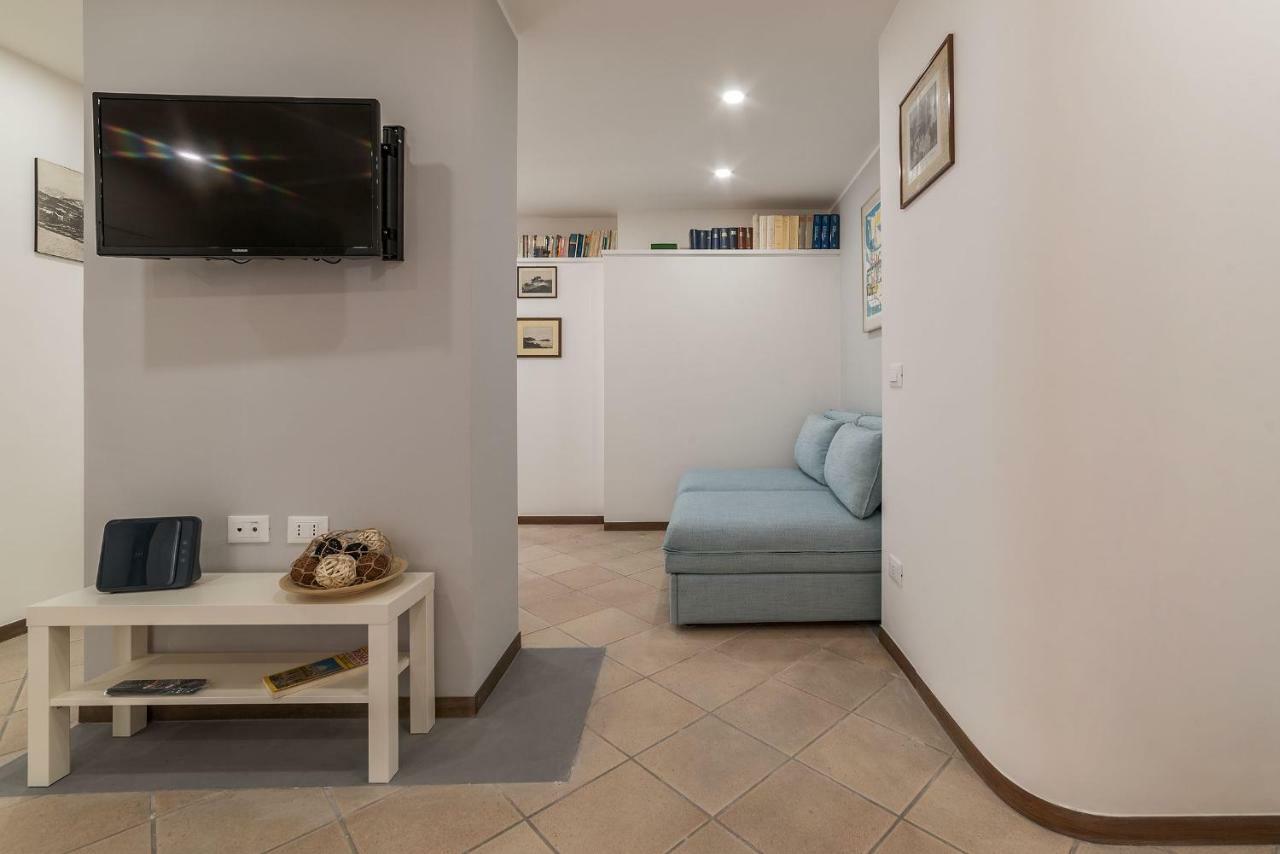 Montecitorio Lovely Apartment Рим Экстерьер фото