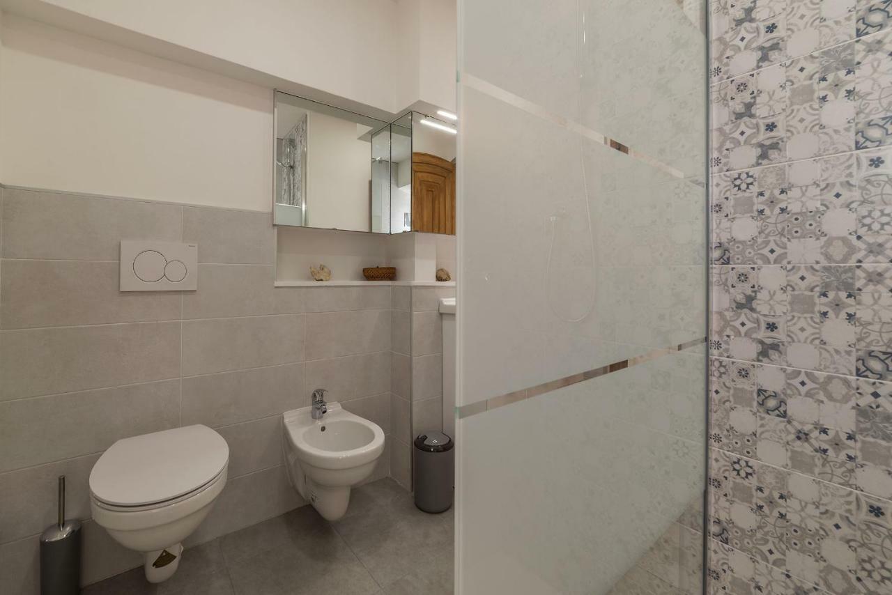 Montecitorio Lovely Apartment Рим Экстерьер фото